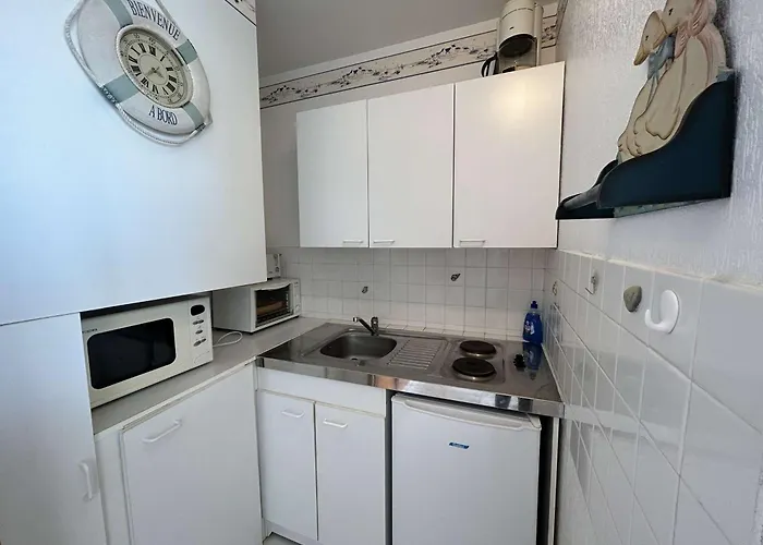 Bord De Avec Balcon A - Fr-1-224c-306 Apartment *